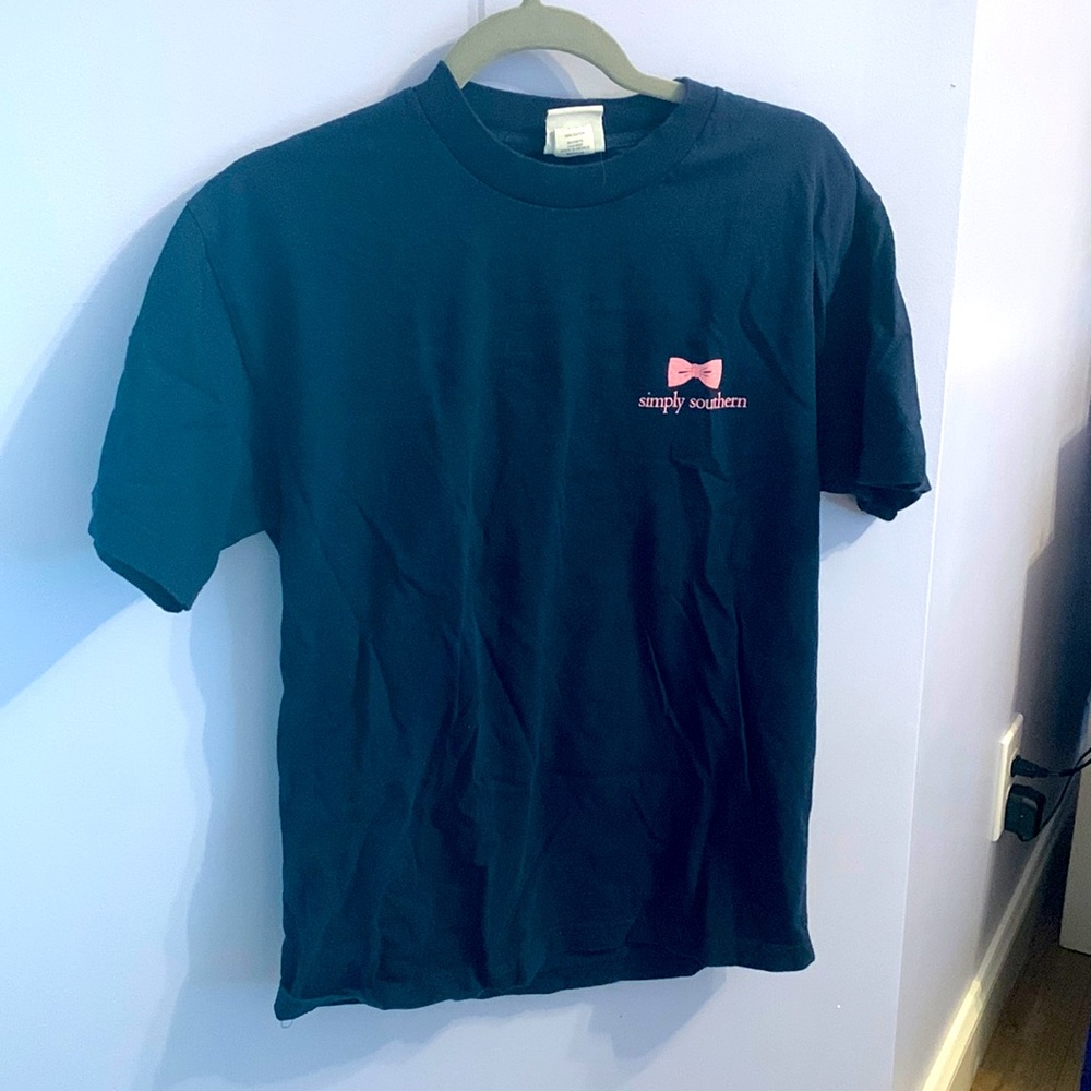 Womens size medium simply southern shirt